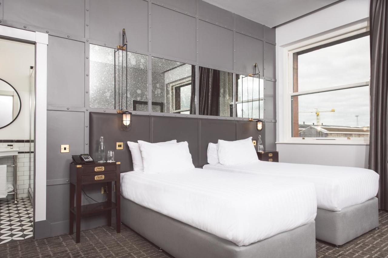 Superior Zimmer mit Kingsize-Bett